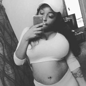 Meet your Posher, Destanee Johnson